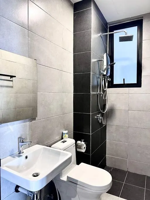 Hakuna Matata Apartment Urban Suites Jelutong Μαλαισία
